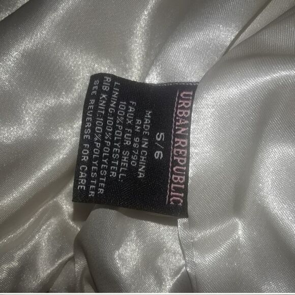 NWT Urban Republic Faux Fur Star Sherpa size 5/6 - Picture 5 of 6